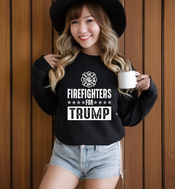 Firefighters For Trump Political Election Day 2025 T-Shirt