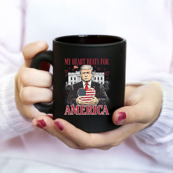 Funny Valentine's Day Trump My Heart Beats For America Mug