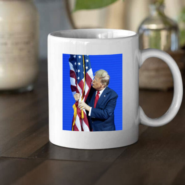 Official Trump Flag Kiss Mug